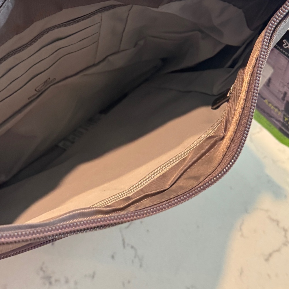 Travelon Anti-theft Classic Crossbody Bucket Bag Nutmeg  Crossbody‎, travel bag - Picture 15 of 15